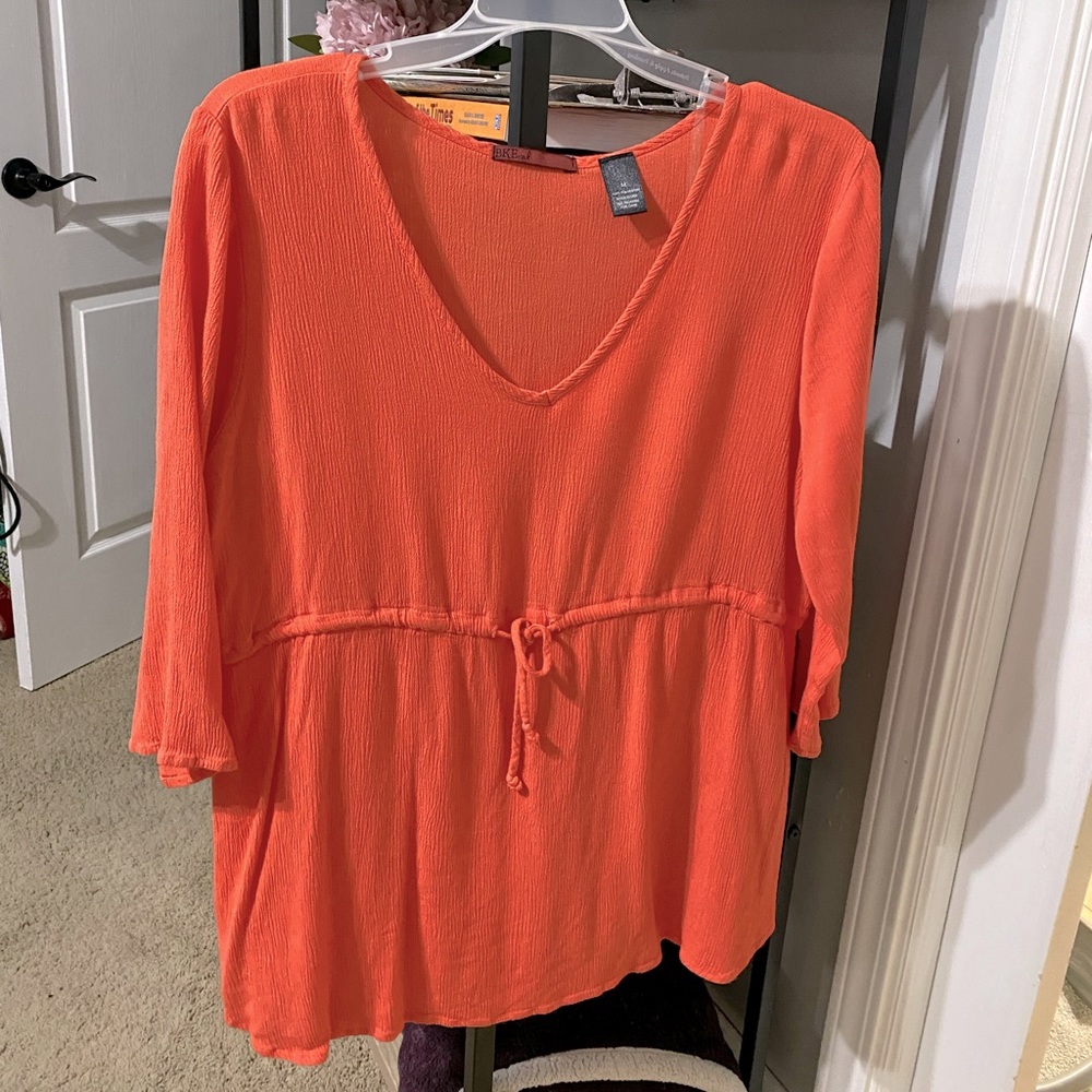 BKEred semi-sheer tunic top